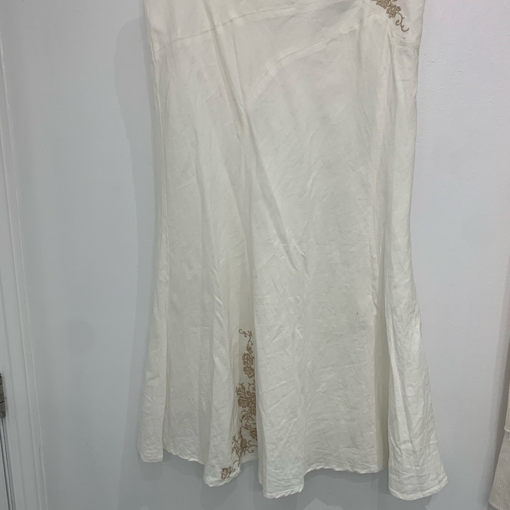 - Emma james long linen skirt color cream size 10